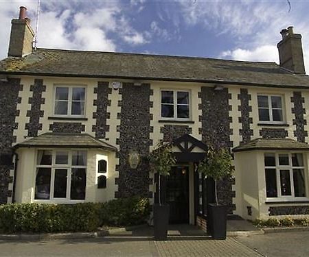 The Cadogan Arms Hotel Ingham  Buitenkant foto